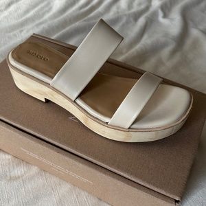 nisolo ellie all-day clog